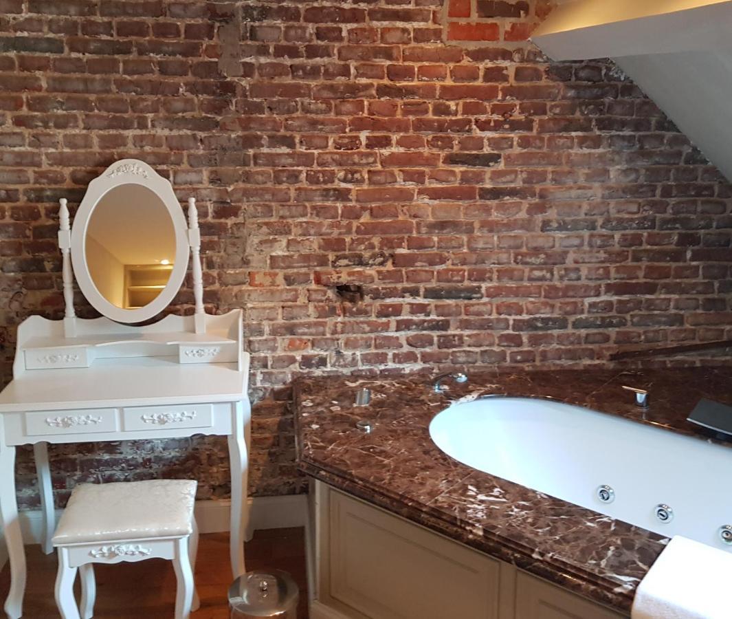Hotel Recour Poperinge Esterno foto